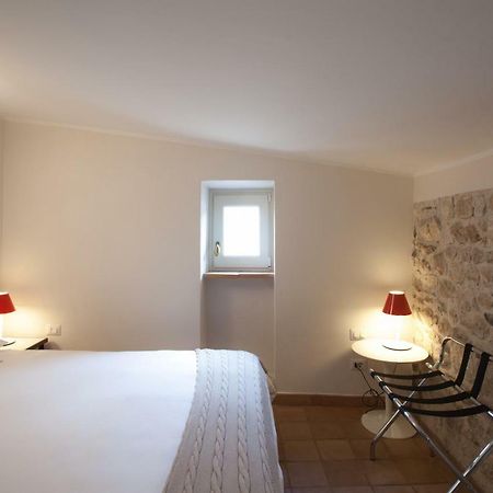 Lelive Bed And Breakfast Sermoneta Luaran gambar