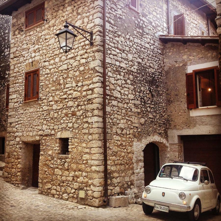 Lelive Bed And Breakfast Sermoneta Luaran gambar