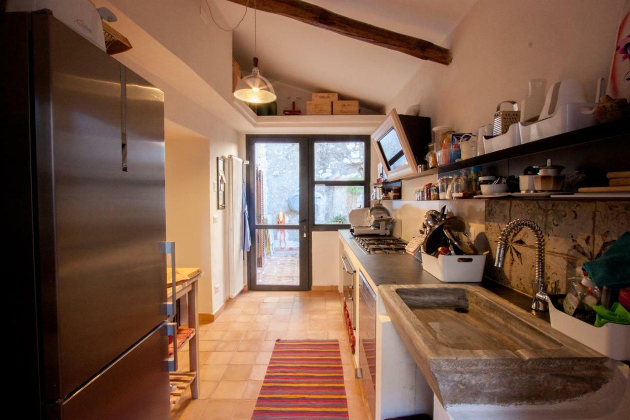 Lelive Bed And Breakfast Sermoneta Luaran gambar
