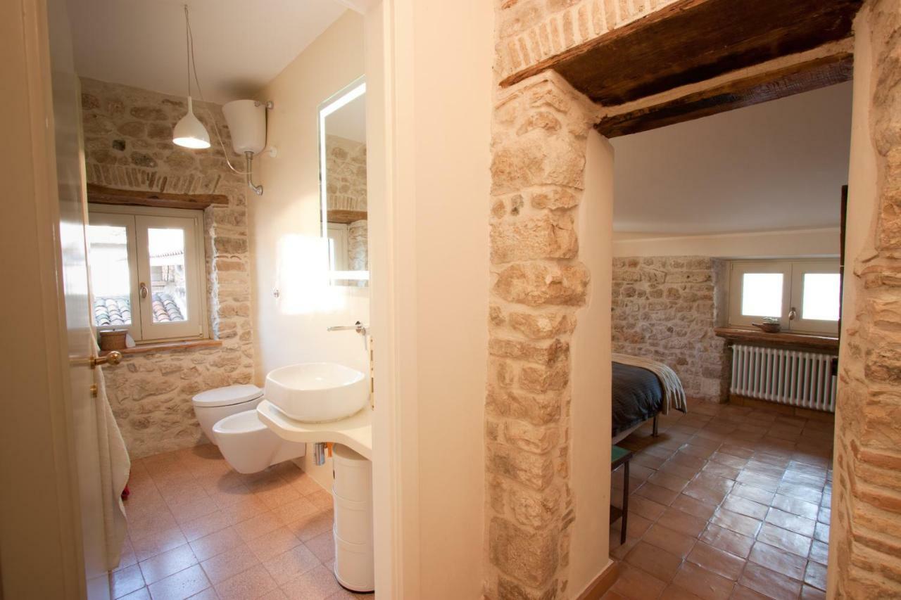 Lelive Bed And Breakfast Sermoneta Luaran gambar